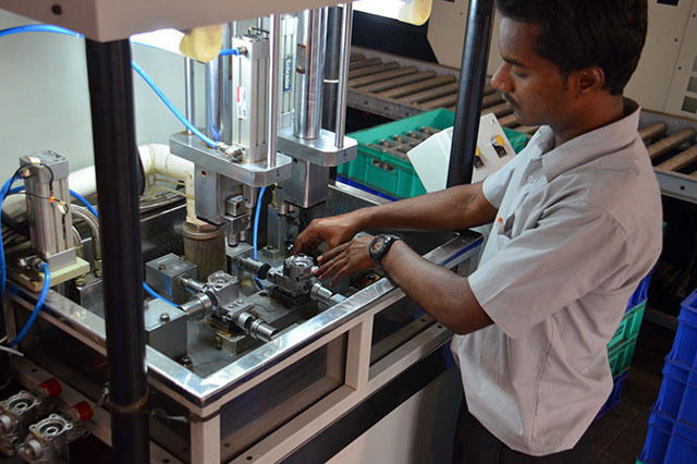 Versatile Alucast - Machining Division